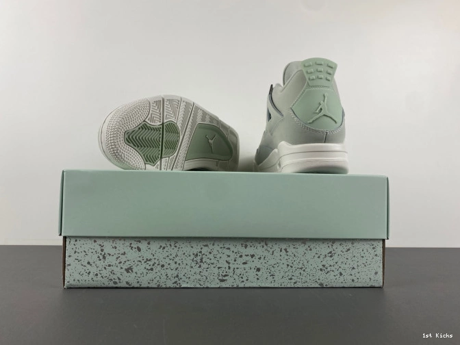 Air 4 HV0823-003 Seafoam (W) Jordan 0808